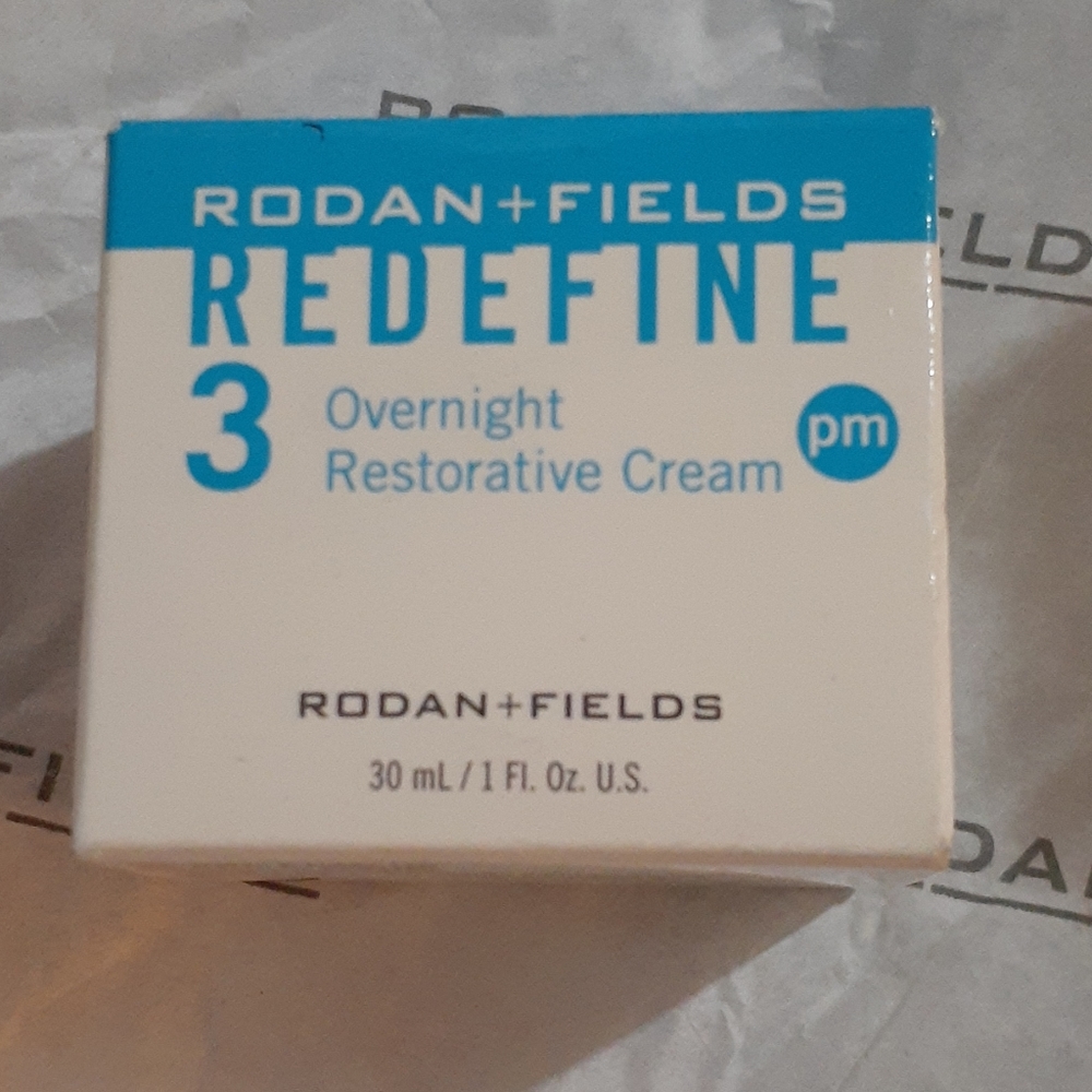 Redefine Overnight Restoration Cream